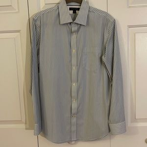 Men’s Banana Republic classic fit size medium